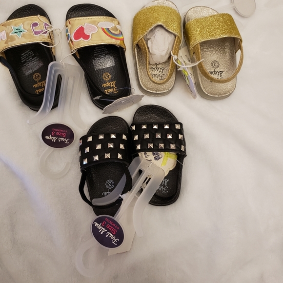 Shoes - Picture 2 of 2